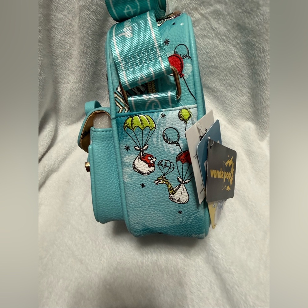 Disney Dumbo WondaPop Crossbidy Bag NWT - Picture 3 of 5